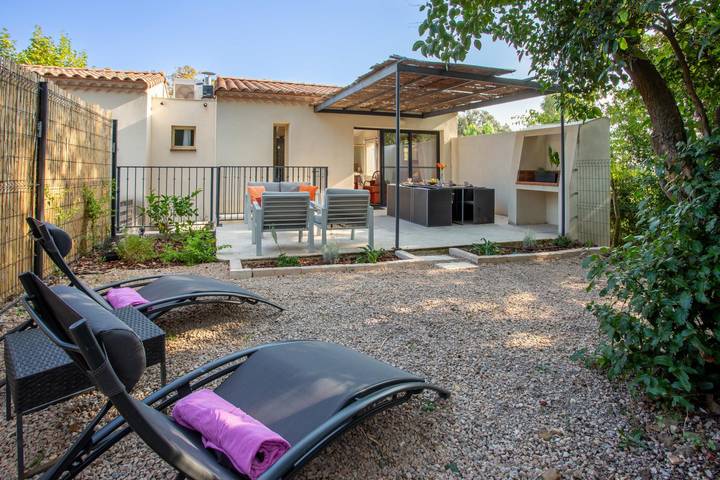 Location de vacances pour 6 personnes, avec Jardin à Lézignan-la-Cèbe