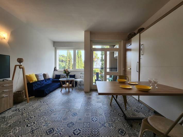 Charmantes Apartment mit Seeblick in Gardone Riviera in Spiaggia Casinò di Gardone Riviera (Gardone Riviera), Gardone Riviera