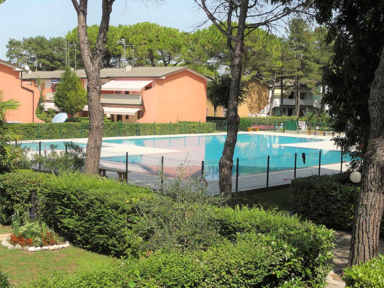 Ganze Ferienwohnung, Ferienwohnung im Erdgeschoss mit Swimmingpool  in Bibione, Venedig Provinz