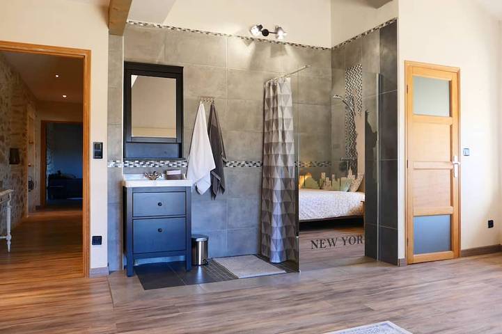 Location de vacances pour 6 personnes, avec piscine à Valréas - 4