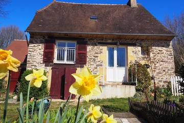 Gîte pour 5 personnes, avec jardin et piscine à Payzac (Dordogne)