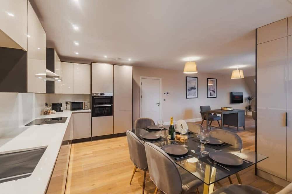 Apartment for 4 People in Windsor, Windsor and Maidenhead