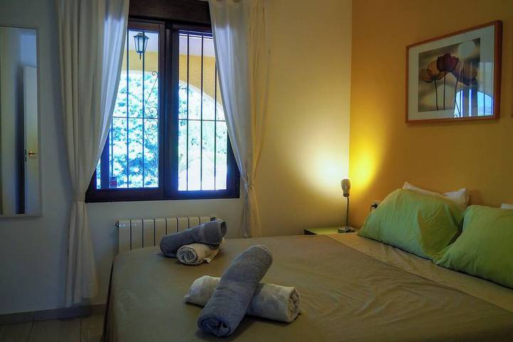 Super Villa Oriola mit privatem Pool in schönem spanischen Garten in El Campello, Costa Blanca