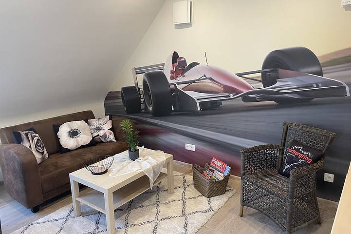 Ferienwohnung für 6 Personen, mit Whirlpool und Terrasse in Kelberg