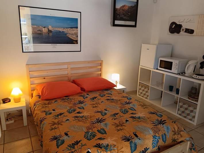Chambre d’hôte pour 2 personnes, avec vue et jardin ainsi que terrasse et piscine à Marseille - 4
