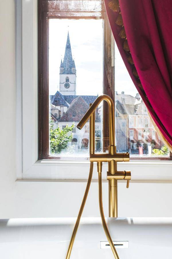 Hotel dla 4 osób, z taras w Sybin