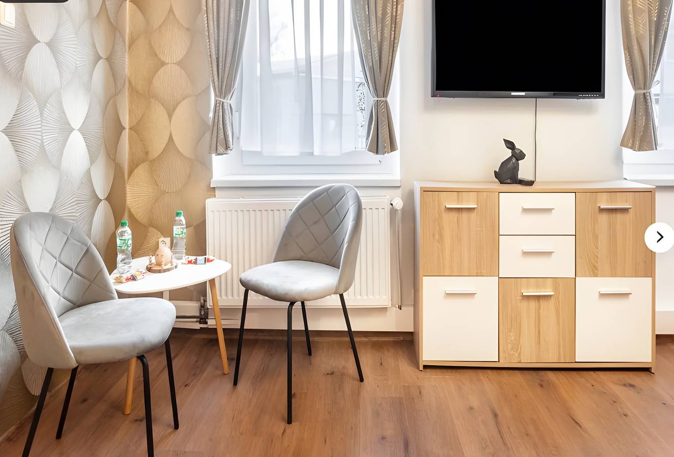 Ganze Wohnung, Apartment „Rose" mit privatem Garten, Küche und Wlan in Neustadt an der Orla, Saaleland
