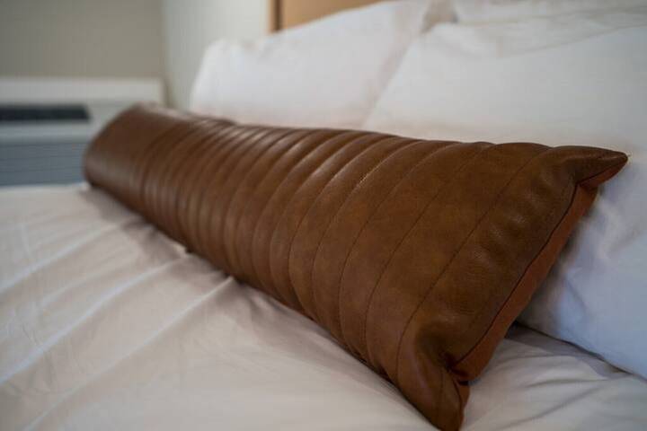 Vacation rental for 5 people, with sauna and yard as well as hot tub in Bentonville