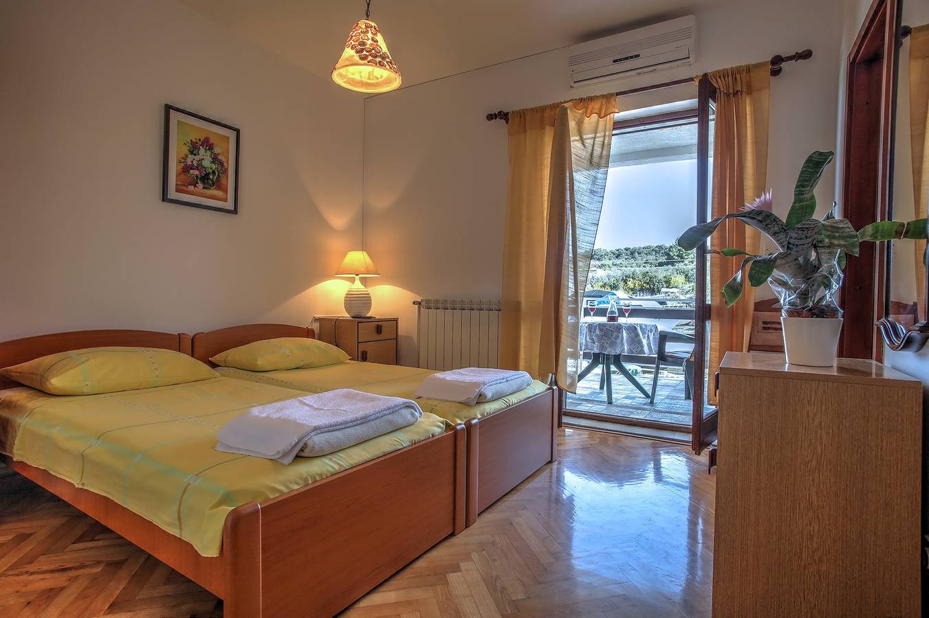 Ganze Wohnung, Studio Appartement mit Balkon Jezera (Murter) As-25262-b in Tisno, Murter