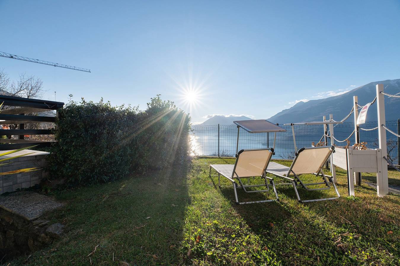 Comer See – Incanto: Grüne Villetta mit Garten, Terrasse und Seeblick in Vestreno, Valvarrone