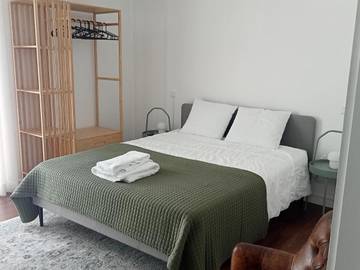 Gîte pour 3 personnes, avec balcon et vue à Apúlia