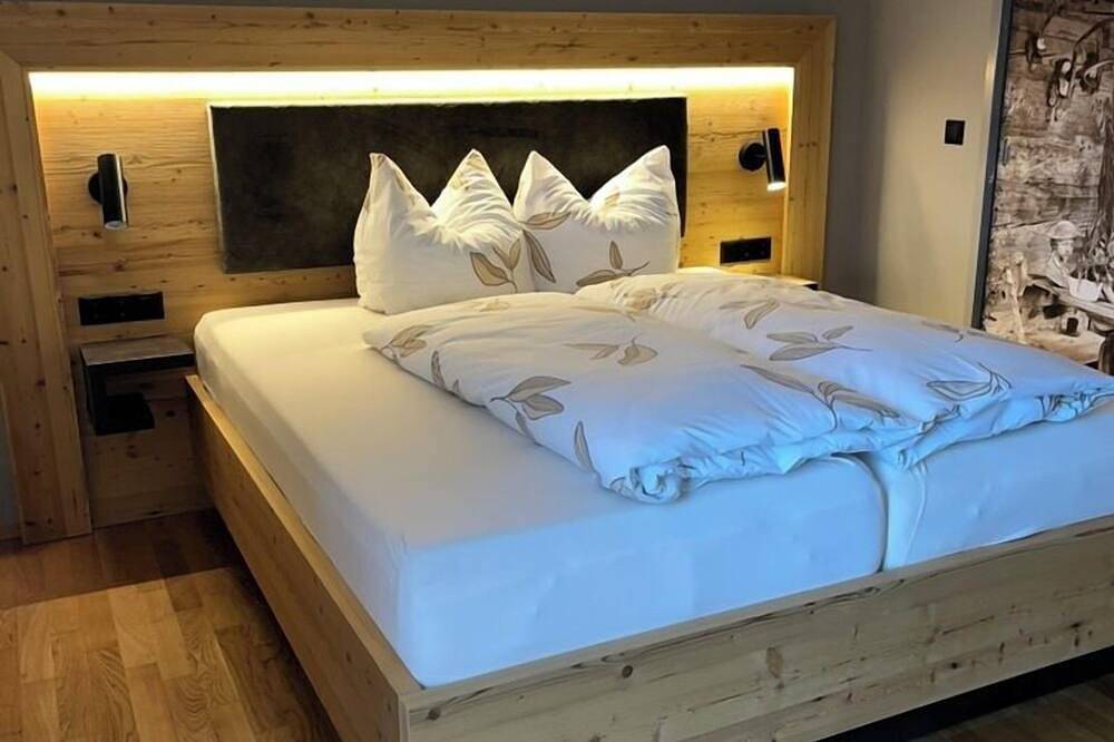 Ganze Wohnung, Ferienwohnung Chiemsee 40 qm, mit Balkon in Rimsting, Chiemsee