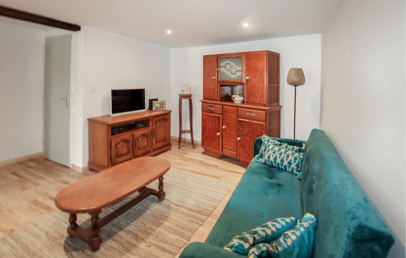 Gemütliche 1-Zimmer-Wohnung mit Garten, WLAN und kostenlosen Parkplätzen in der Nähe von Bagnols-sur-Cèze in Bagnols-sur-Cèze, Nimes und Umgebung