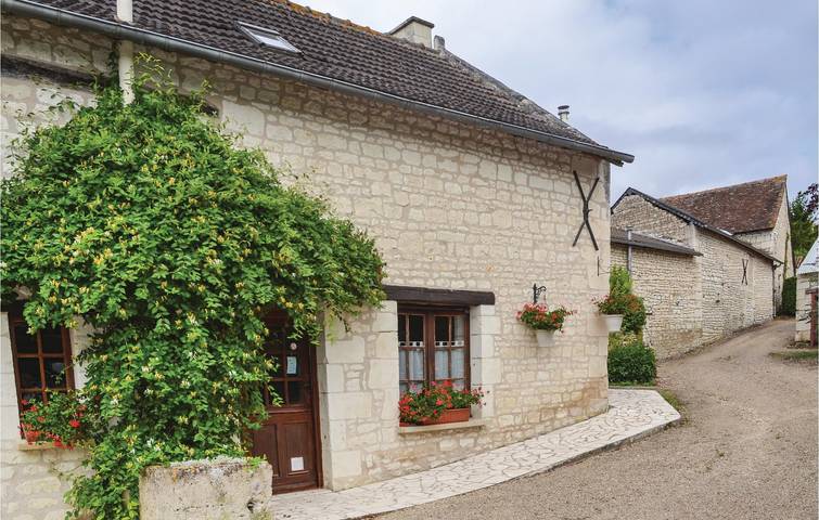 Location de vacances pour 4 personnes, avec piscine à Assay - 2