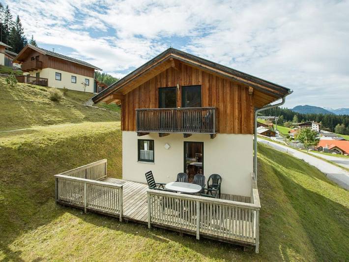 Chalet für 8 Personen, mit Terrasse und Pool sowie Sauna in Dachstein West