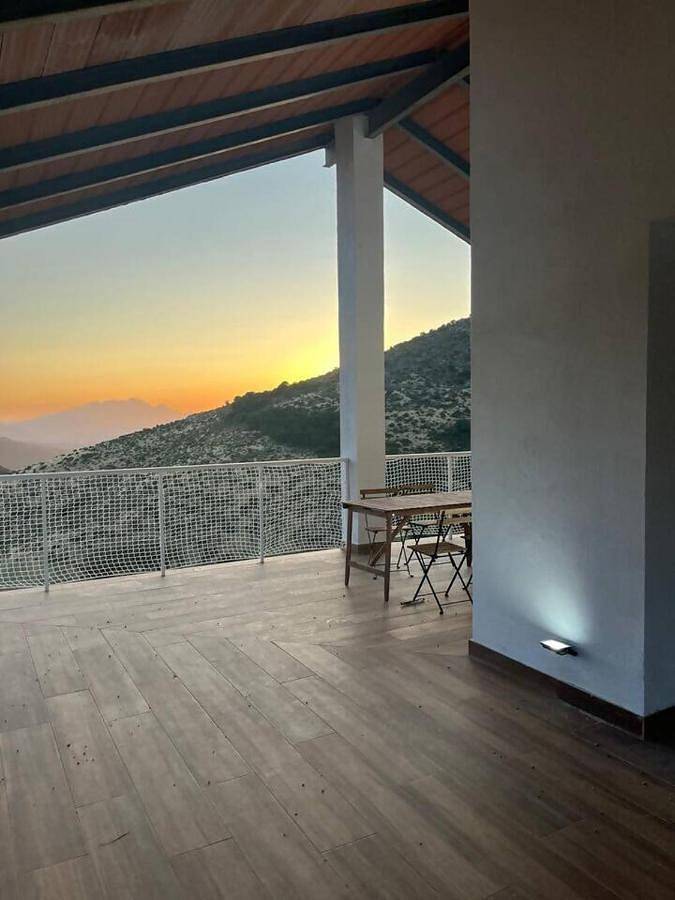 Casa rural para 10 personas, con terraza en Cambil - 3