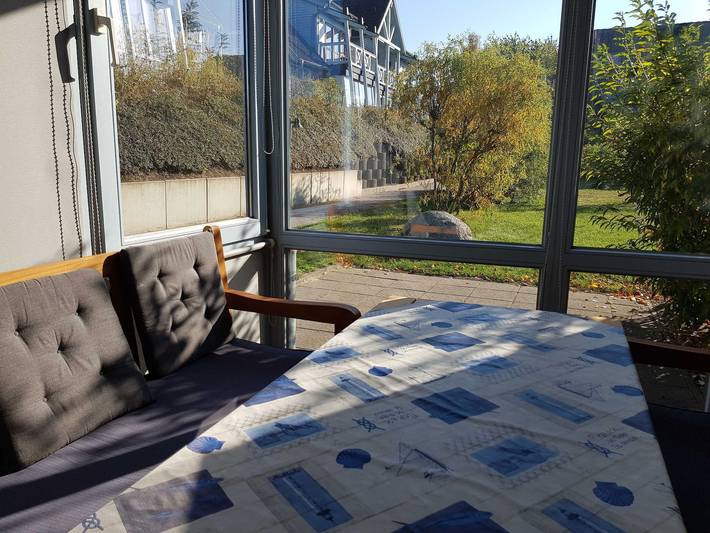 Bungalow für 6 Personen, mit Terrasse und Garten sowie Seeblick, kinderfreundlich in Sellin - 4