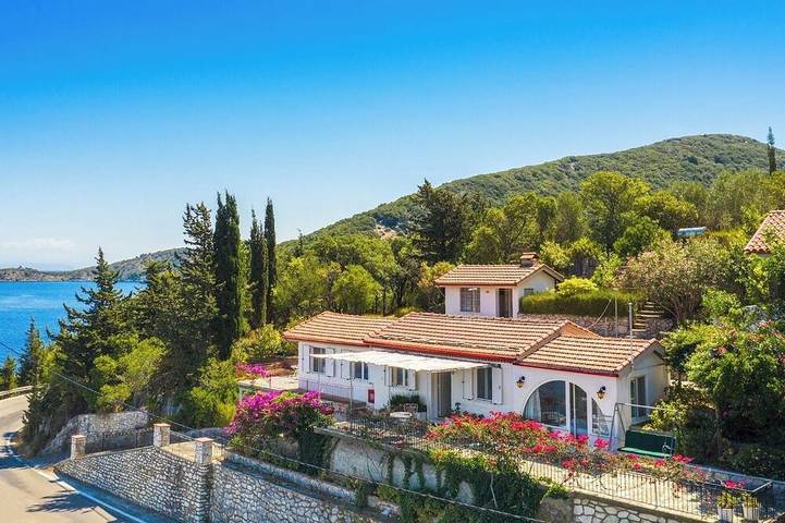 Villa for 4 people, with terrace in Ithaka