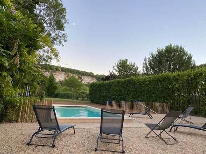 Location de vacances pour 12 personnes, avec vue ainsi que piscine et jardin dans Lac du Causse - 4