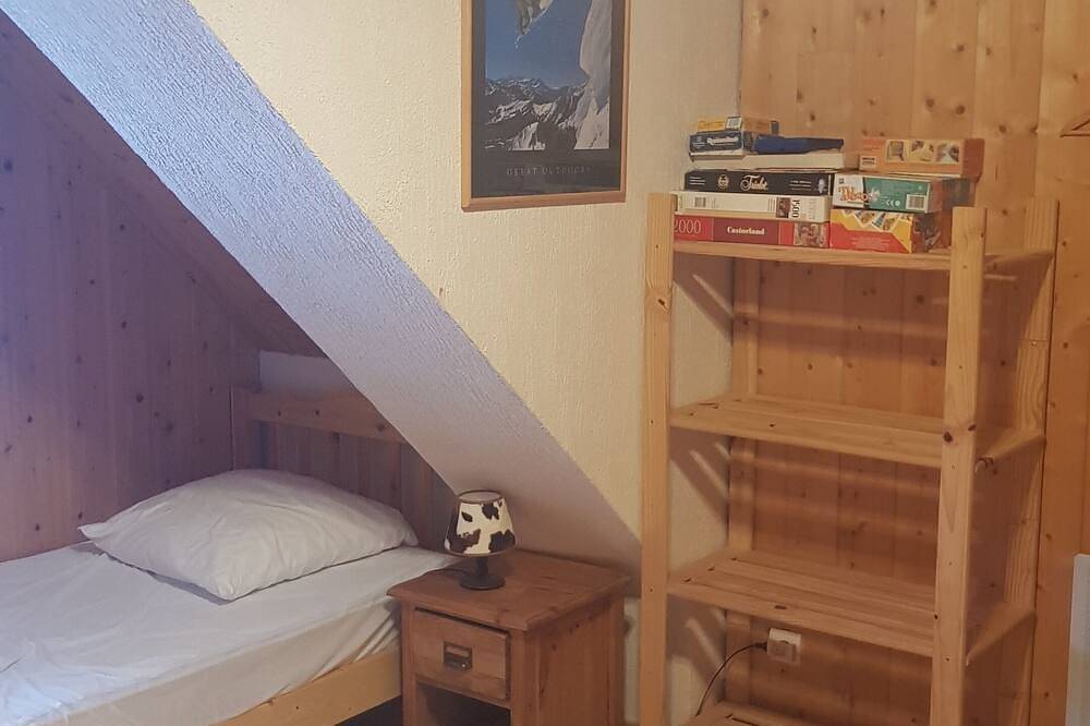 Chalet 100 m2 500 m from the oz vaujany cable car, Alpes d'huez in Oz, Écrins National Park