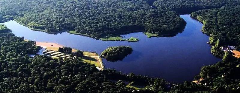 Camping pour 4 personnes, avec terrasse dans Loiret - 4