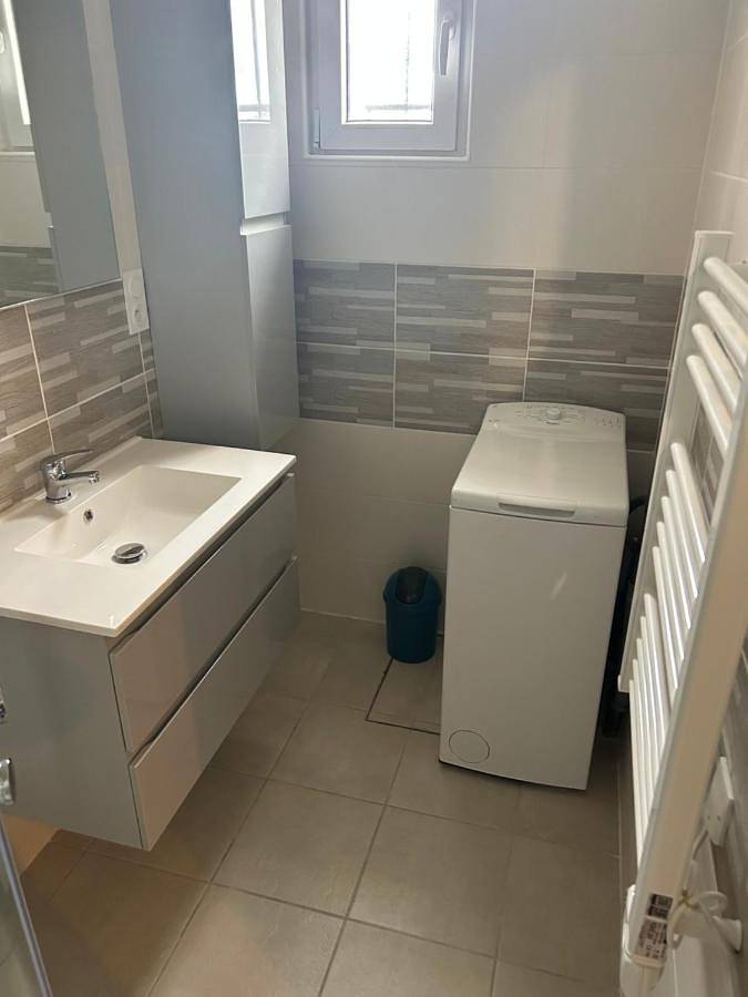 Location de vacances pour 4 personnes, avec piscine et jardin, animaux acceptés à Douzens - 4