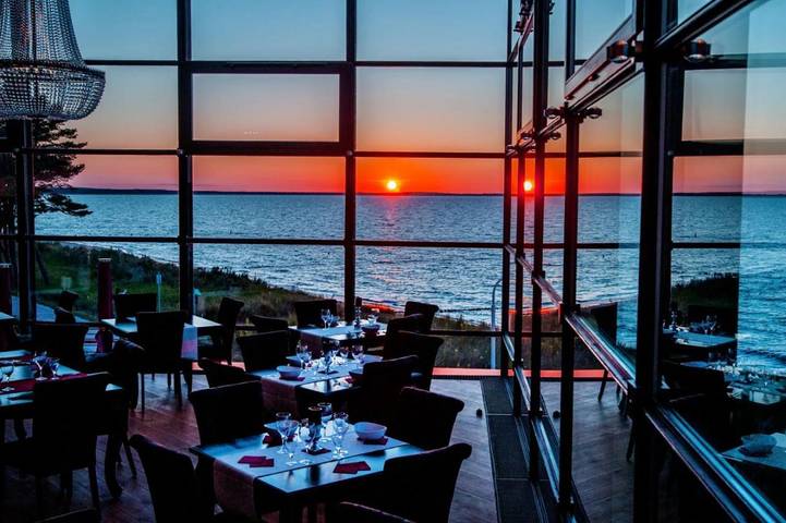 Apartmenthotel für 4 Personen, mit Balkon und Terrasse sowie Sauna in Glowe
