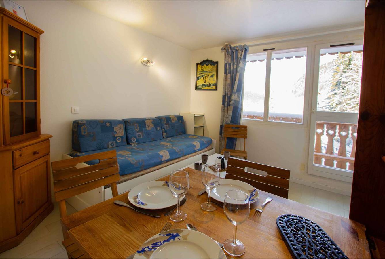 Estudio entero, Spectacular view of the Vanoise massif and close to all shops in Valfréjus, Modane