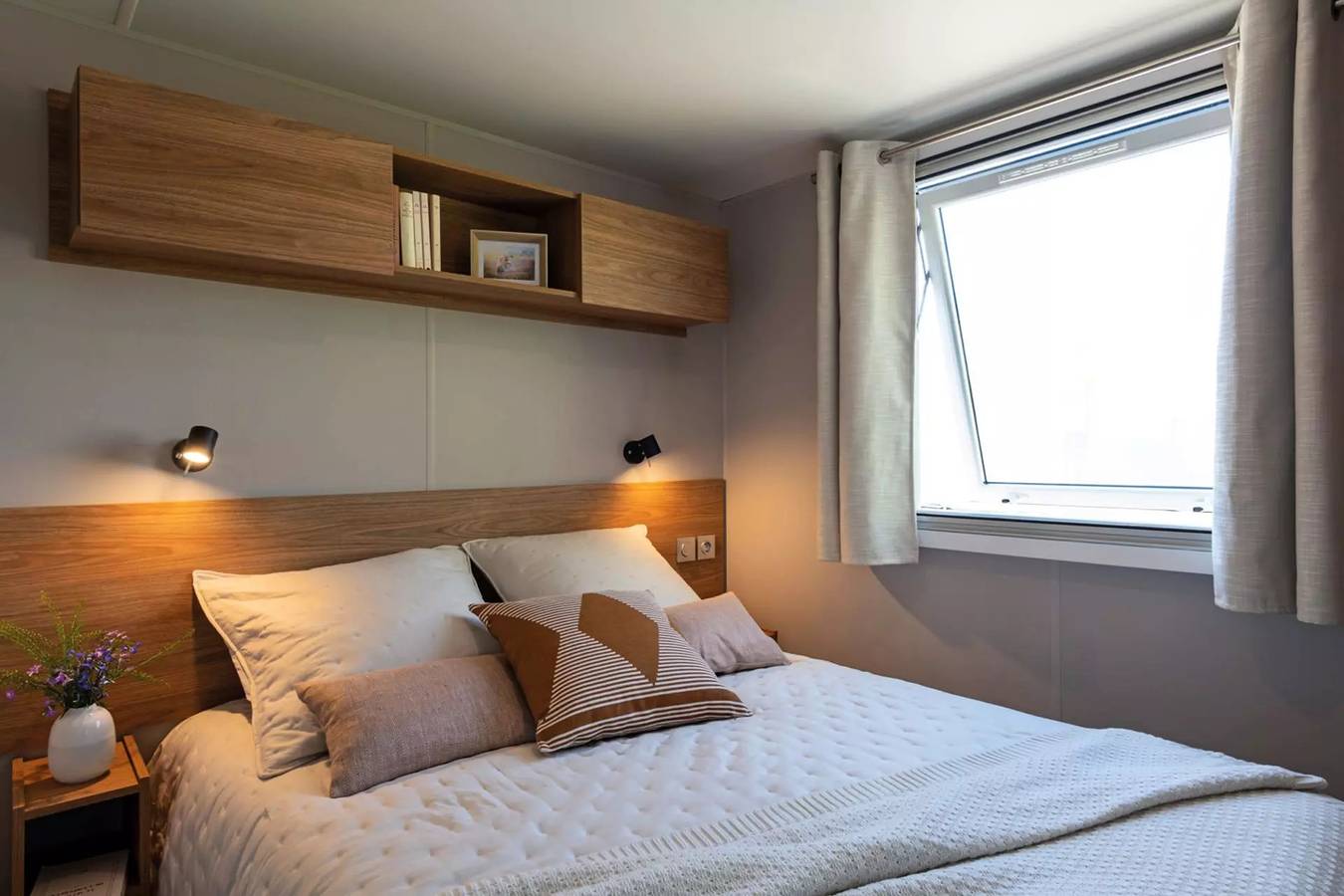 Mobile Home confortable avec WiFi, piscine, terrain de jeux et randonnée ! in Hosingen, Parc Hosingen