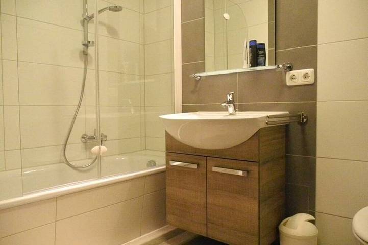 Ferienwohnung für 6 Personen, mit Sauna und Balkon am Weißensee - 4