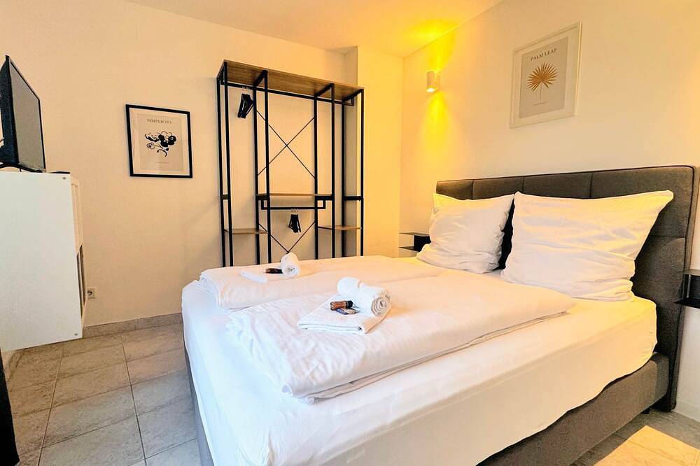 Andriss: Travel & Work - 5 Schlafzimmer - 9 Pers. in Kaiserslautern, Saar-Nahe-Bergland