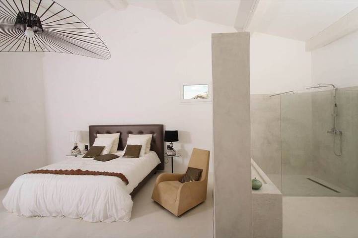 Gîte pour 2 personnes, avec jacuzzi à Allègre-les-Fumades - 2