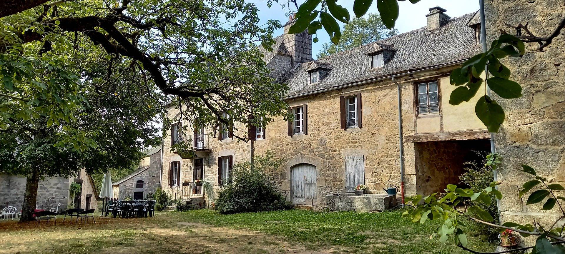 Gïte "La Caussonèze" au Pied de l'Aubrac -15pers - Piscine in Florentin-la-Capelle, Parc naturel régional de l'Aubrac