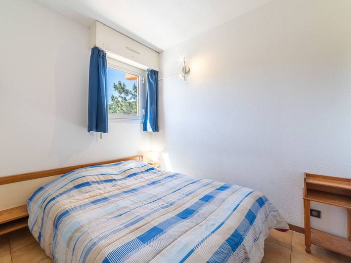 Gîte pour 4 personnes, avec terrasse et jardin dans Plage La Favière - 4