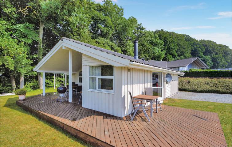 Ferienhaus für 6 Personen, mit Terrasse und Sauna sowie Whirlpool - 1