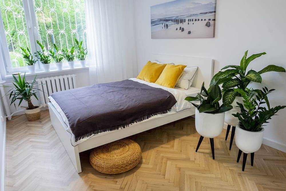 Entire apartment, The apartment has been recently renovated, comfortable and modern. in Warsaw, Masovia