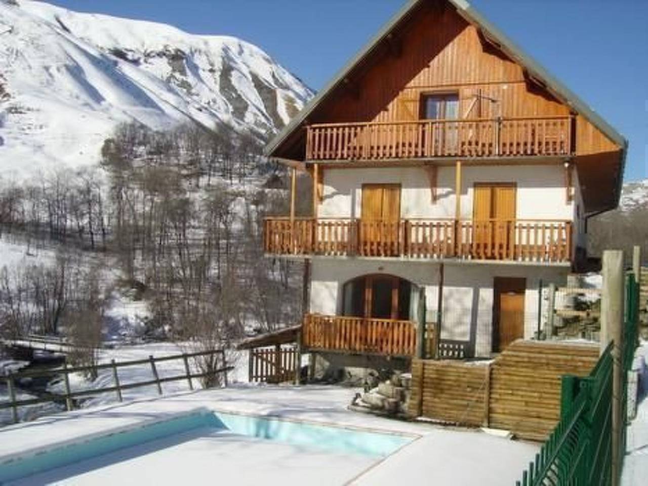 Ganze Wohnung, Chalet "Le Clos de Cluny". in Saint-Sorlin-d'Arves, Region Saint-Jean-de-Maurienne