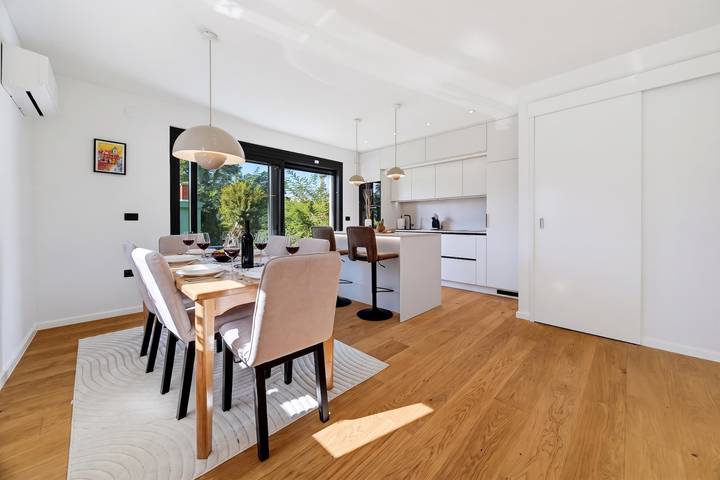 Ganze Wohnung, Green Zone Apartment With Terrace And Parking in Zagreb, Zagreb und Umgebung