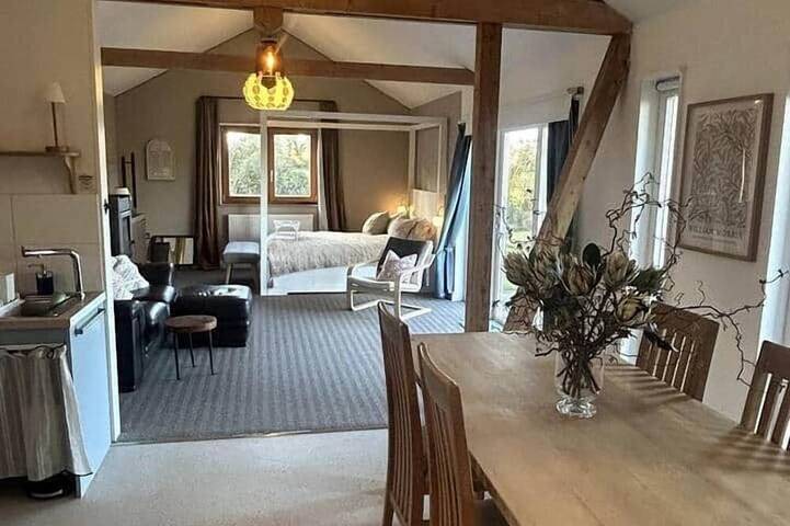 Holiday rental for 3 people, with balcony in County Cavan