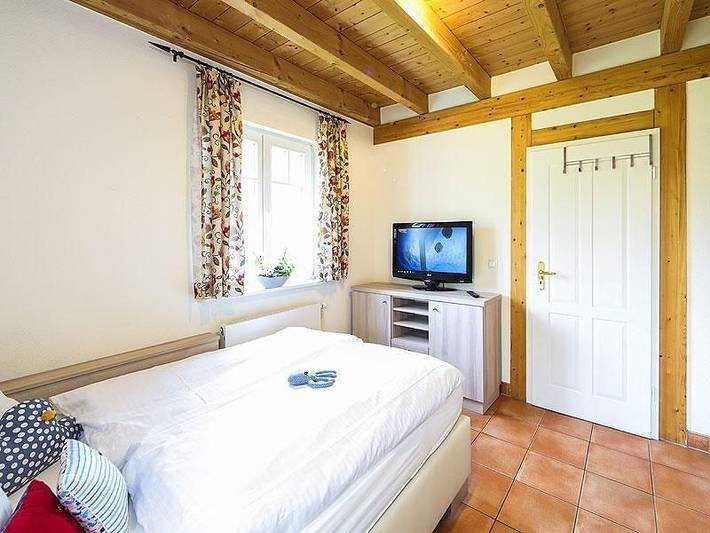 Ferienhaus Rügen 10b im Ostseeferienpark Seepferdchen mit Terrasse und Garten in Ostseebad Nienhagen, Nienhagen
