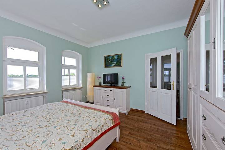 Ferienwohnung für 4 Personen, mit Balkon und Whirlpool in Dresden - 3