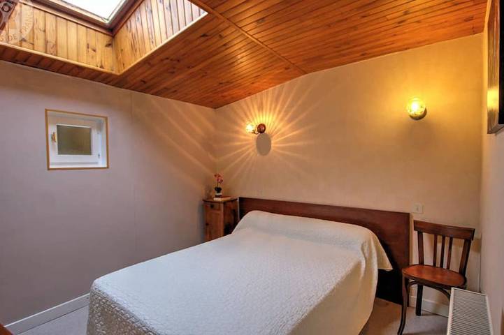 Gîte pour 4 personnes, avec terrasse, animaux acceptés à Saint-Didier-sur-Rochefort - 3