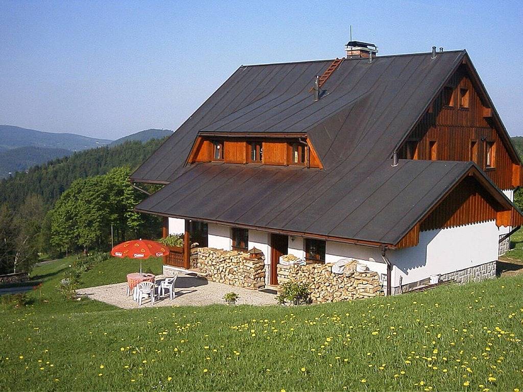 Alpenhut met 1 slaapkamer in Kořenov, Liberec Regio