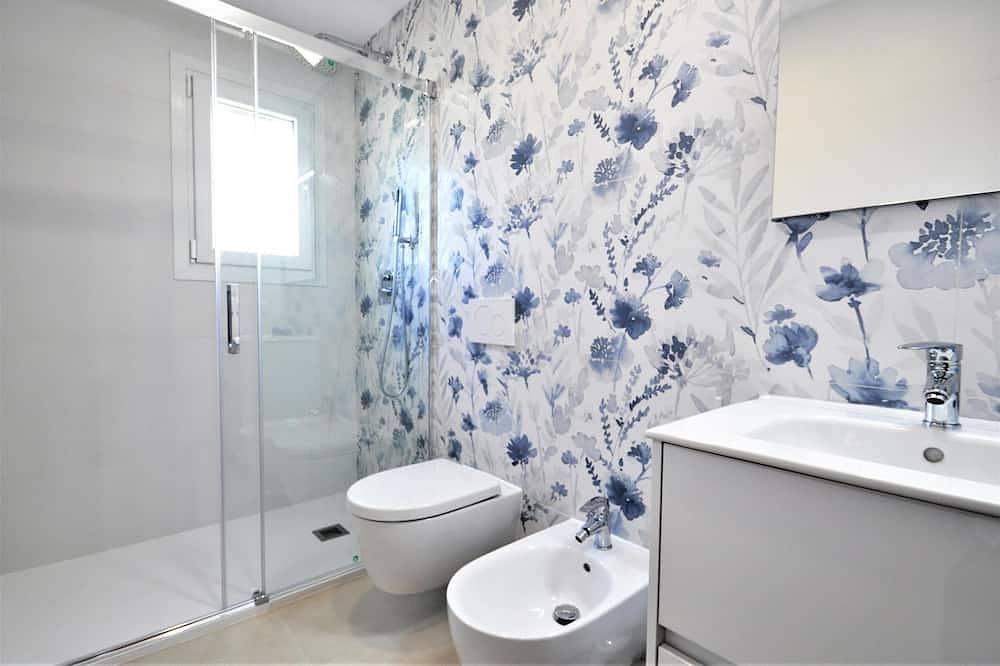 Villa Helios en primera línea de mar y acantilado en zona tranquila Cala Pi con aire acondicionado  - Wifi Gratis in Cala Pi, Lluchmayor