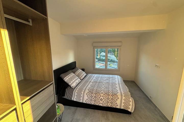 Location de vacances pour 6 personnes, avec terrasse à Saint-André-de-la-Roche - 3