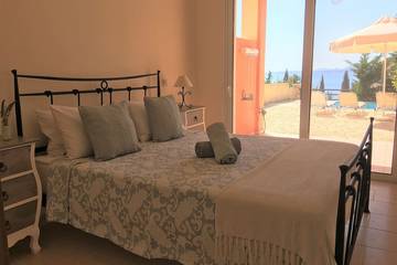 Villa pour 5 Personnes dans Mparmpati, Corfou, Photo 1