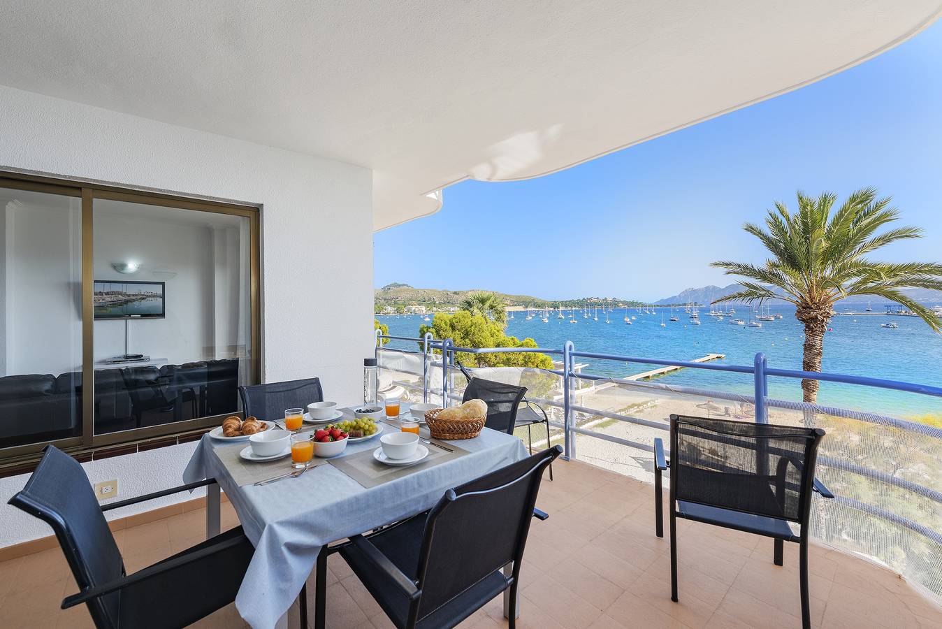 Entire apartment, Nitas Apartment in Port de Pollença, Pollença