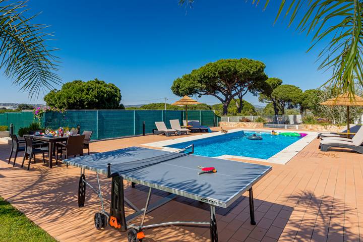 Location de vacances pour 10 personnes, avec jardin et terrasse dans Roja Pe - 4