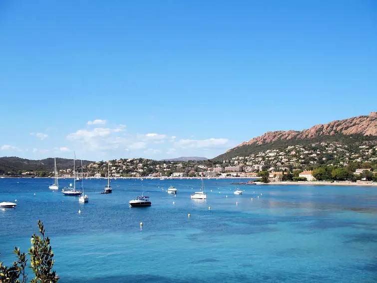 Ganze Wohnung, 1 Pièce 4 Personnes in Cap Esterel, Saint-Raphaël