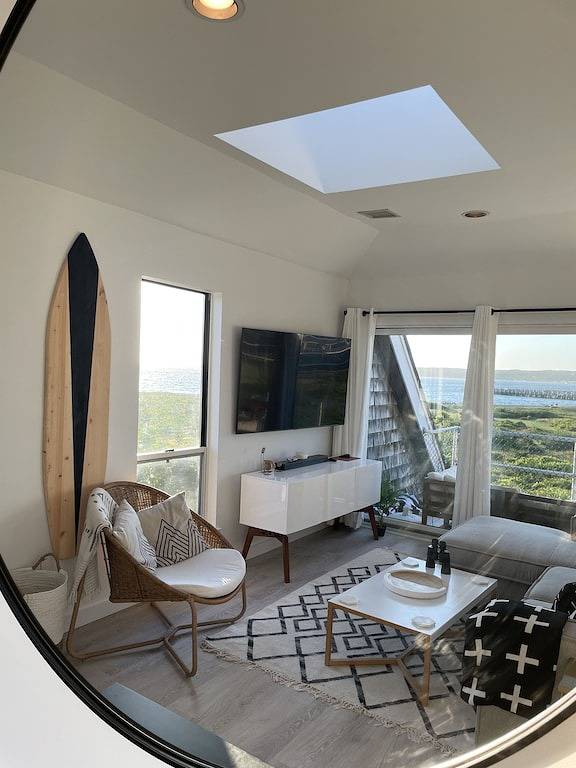 Vacation rental for 4 people, with balcony and hot tub in Montauk